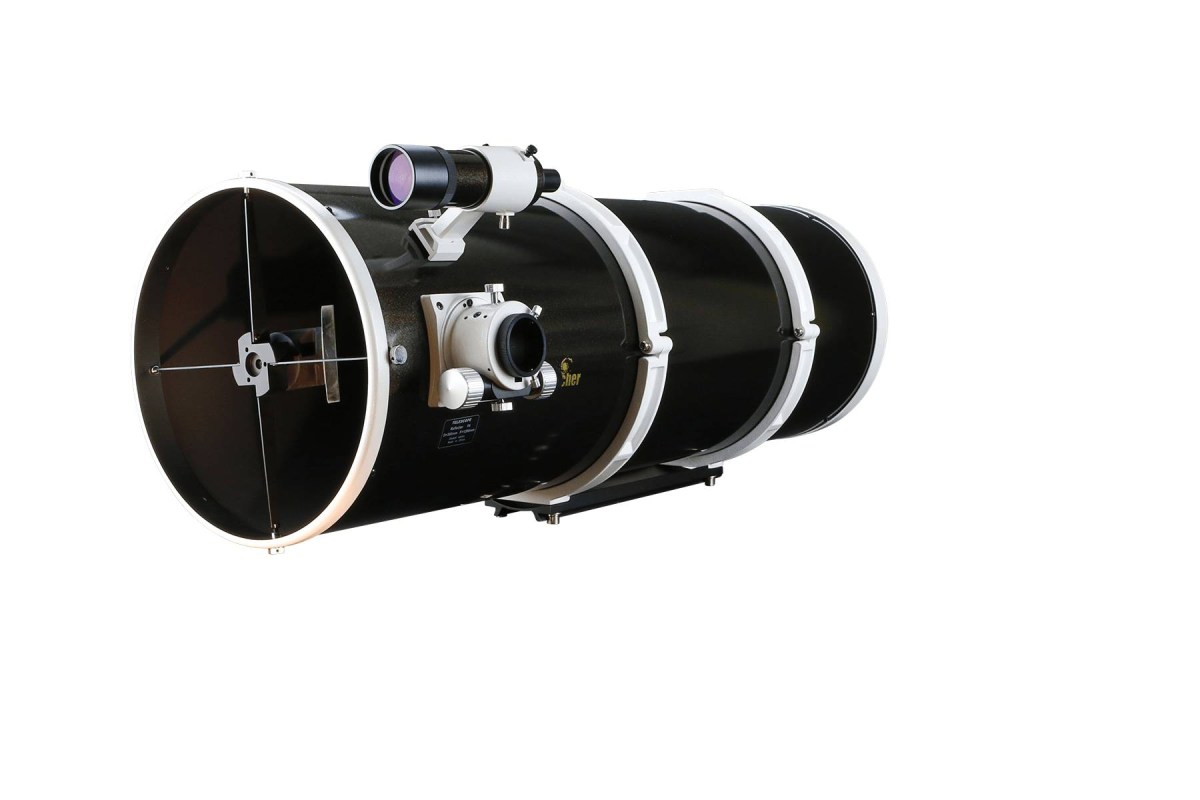 Newton Quattro 300/1200 f/4 Sky-Watcher un telescopio da 300mm di diametro e 1200mm di focale adatto all’uso fotografico, uno strumento molto luminoso ottimo anche in visuale.
