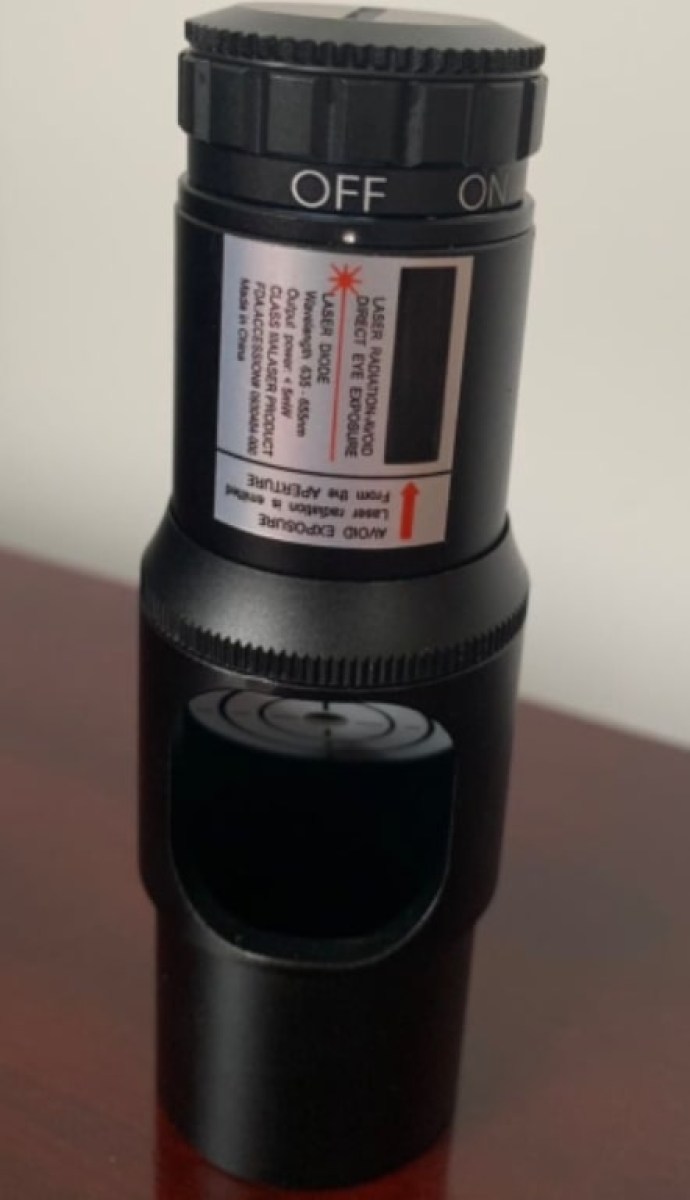Collimatore Laser Deluxe OTS per telescopio newton a specchi e riflettori per telescopi con focheggiatore da 1,25 e 2 pollici, utile per correggere l'allineamento delle ottiche, errori causati da sbalzi e frequenti trasporti.
